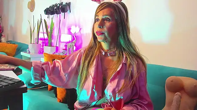 Victoria Jonness online show from January 2025 11:46:01 PM