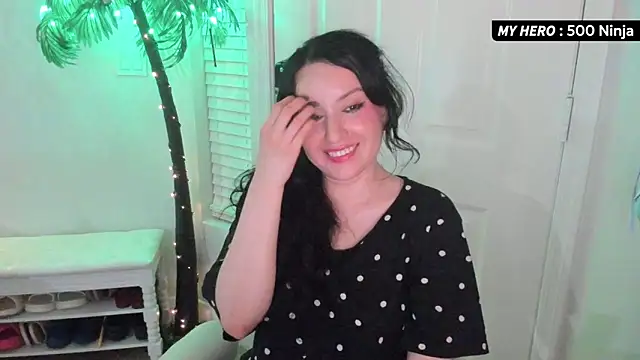 Vesaaa online show from October 2025 03:53:02 AM