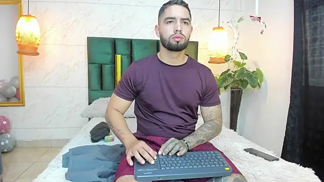 matteosantos online show from October 2025 11:57:02 AM