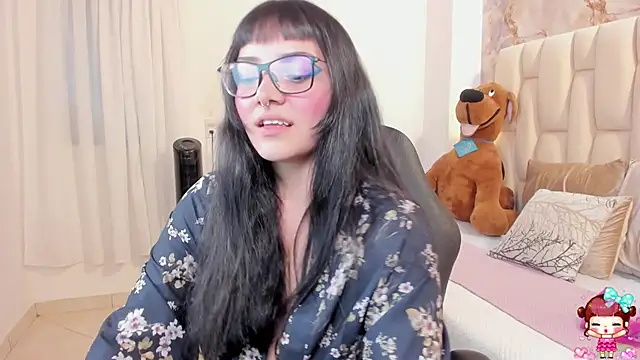 lucyycy online show from November 2025 05:06:01 AM