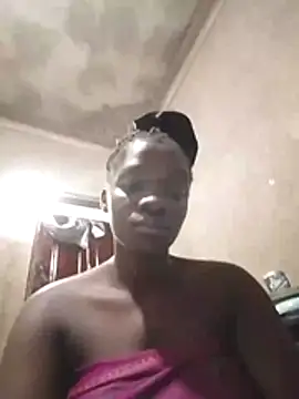 Snapshot of shape30 chatting on December 2025 06:56:02 PM shape30 online show from December 2025 06:56:02 PM