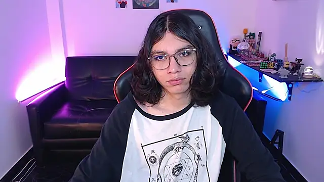 malik harrison   online show from September 2025 03:06:01 PM