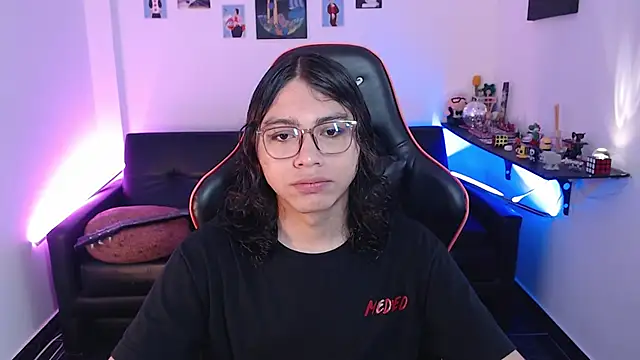 malik harrison   online show from October 2025 03:57:02 PM