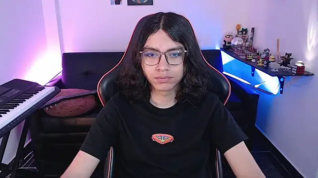 malik harrison   online show from November 2025 03:14:02 PM