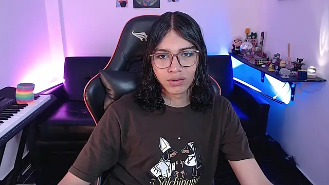 malik harrison   online show from November 2025 05:23:01 PM