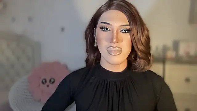 Snapshot of Ts_glamxxxx chatting on October 2025 12:36:01 AM Ts glamxxxx online show from October 2025 12:36:01 AM