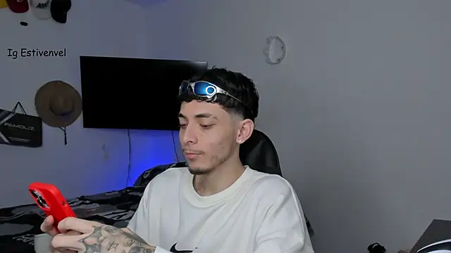 steve latin online show from October 2025 12:26:01 PM