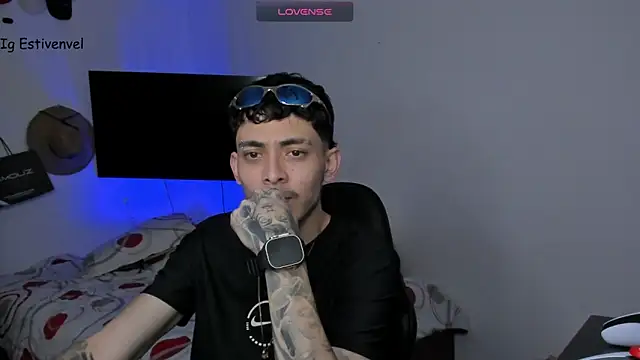 steve latin online show from November 2025 05:45:02 PM