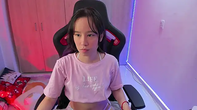 Anto herrera online show from January 2025 08:43:01 PM