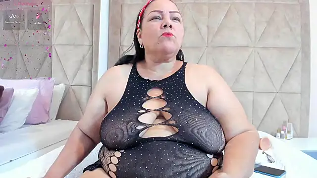 mommy cute online show from January 2025 12:41:01 AM
