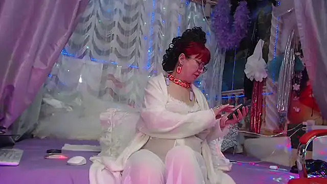 NightOrhideya online show from February 2025 07:56:02 PM