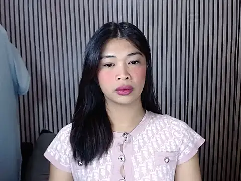 Maria-Moore online show from November 2025 11:48:01 PM