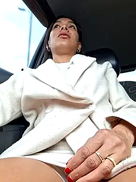 Doll Loren online show from January 2025 03:34:02 PM