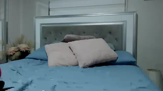 Doll Loren online show from February 2025 12:17:01 AM