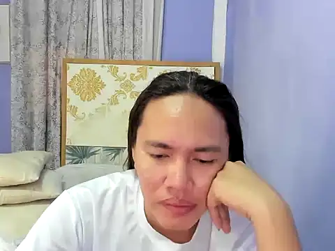 Snapshot of lady_kim_boner chatting on October 2025 06:46:02 AM lady kim boner online show from October 2025 06:46:02 AM