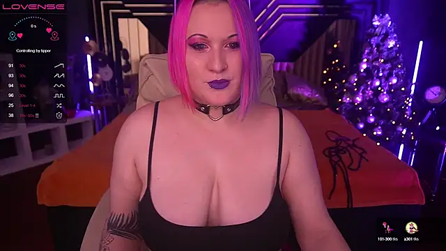 MiaVixenn online show from December 2024 10:22:01 PM