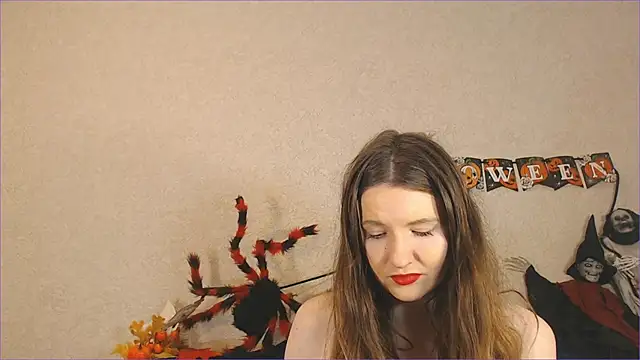 SecretWithJessie online show from October 2025 02:30:01 PM