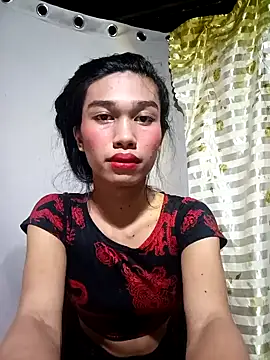 ToKeNa online show from December 2024 05:21:02 PM