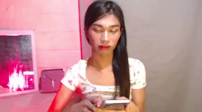 ToKeNa online show from January 2025 04:05:01 AM