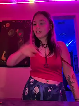 Cutiepiespanks online show from February 2025 02:15:01 AM