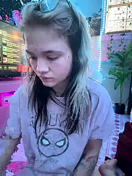 Cutiepiespanks online show from September 2025 04:40:02 PM