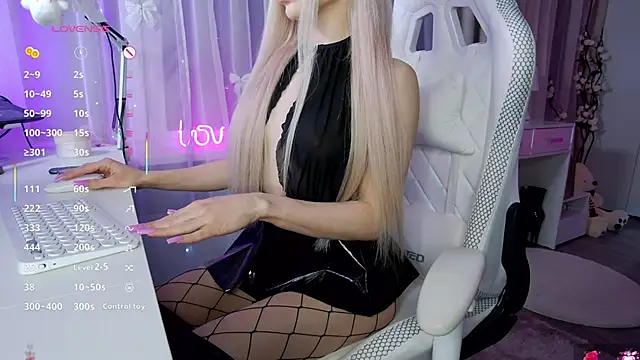 my--Polina online show from October 2025 10:01:01 PM