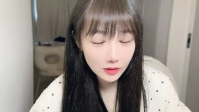 Snapshot of Villagechief chatting on November 2025 02:12:01 AM Villagechief online show from November 2025 02:12:01 AM