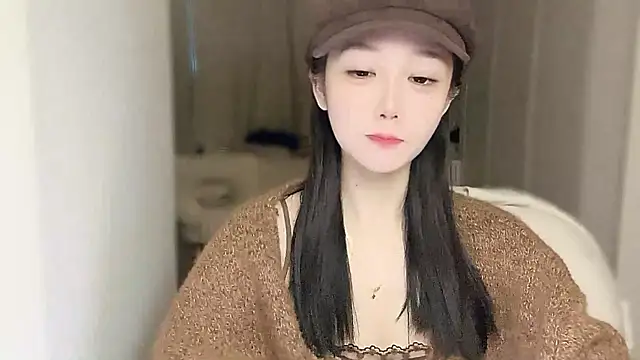 Snapshot of Villagechief chatting on November 2025 09:20:01 AM Villagechief online show from November 2025 09:20:01 AM