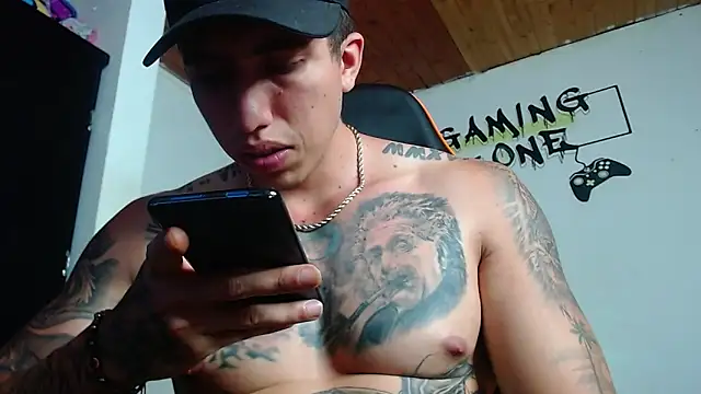 Adam Hudsond online show from March 2025 10:05:02 PM