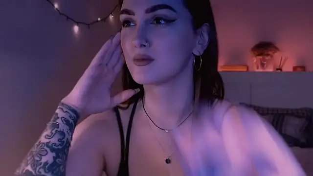 LilyFarey online show from January 2025 09:24:01 PM