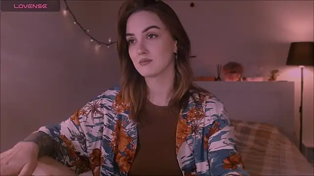 LilyFarey online show from October 2025 05:01:01 PM