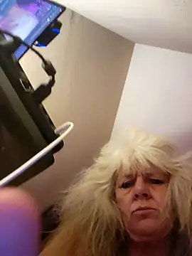 Snapshot of IMS_BHAVEN chatting on November 2025 10:41:02 PM IMS BHAVEN online show from November 2025 10:41:02 PM