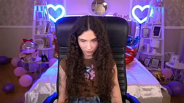 BabyFlowerr online show from February 2025 08:00:01 PM