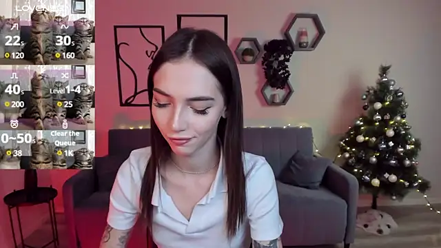 Snapshot of SophieCatty chatting on December 2024 11:24:01 PM SophieCatty online show from December 2024 11:24:01 PM