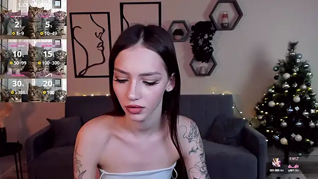 Snapshot of SophieCatty chatting on December 2024 03:26:02 AM SophieCatty online show from December 2024 03:26:02 AM