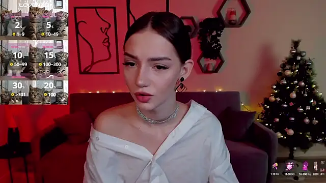 Snapshot of SophieCatty chatting on December 2024 04:42:02 AM SophieCatty online show from December 2024 04:42:02 AM