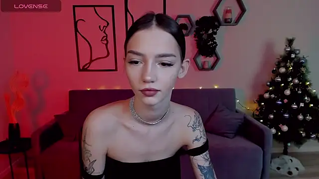 Snapshot of SophieCatty chatting on December 2024 01:26:01 AM SophieCatty online show from December 2024 01:26:01 AM