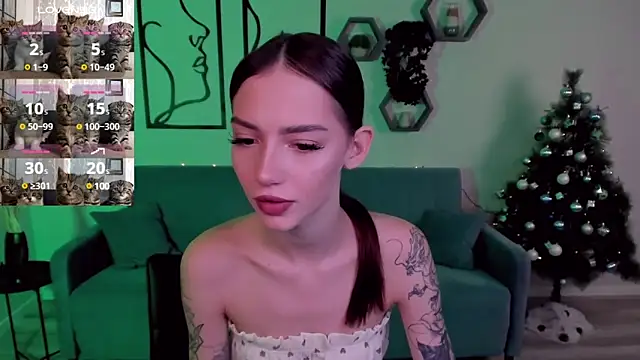 Snapshot of SophieCatty chatting on January 2025 10:49:02 AM SophieCatty online show from January 2025 10:49:02 AM