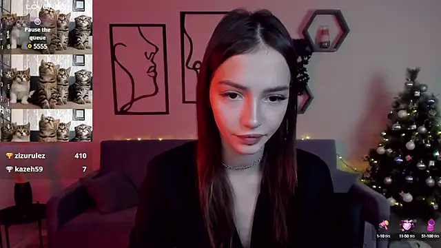 Snapshot of SophieCatty chatting on January 2025 06:04:02 PM SophieCatty online show from January 2025 06:04:02 PM