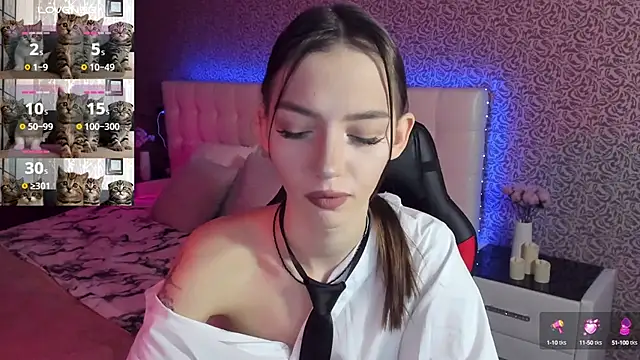 Snapshot of SophieCatty chatting on February 2025 05:40:01 AM SophieCatty online show from February 2025 05:40:01 AM