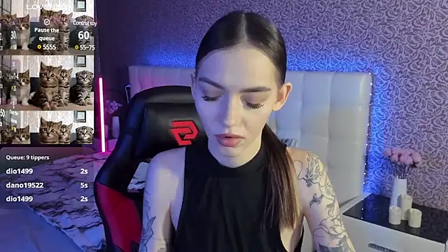 Snapshot of SophieCatty chatting on February 2025 09:38:02 AM SophieCatty online show from February 2025 09:38:02 AM