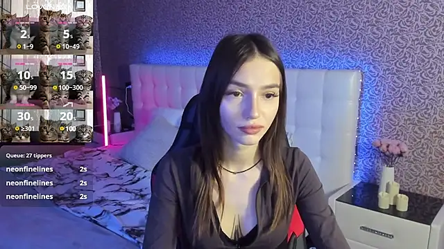 Snapshot of SophieCatty chatting on February 2025 09:36:01 AM SophieCatty online show from February 2025 09:36:01 AM