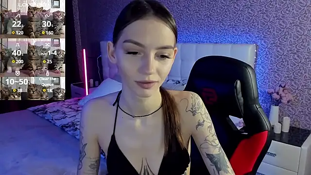 Snapshot of SophieCatty chatting on February 2025 06:17:02 AM SophieCatty online show from February 2025 06:17:02 AM