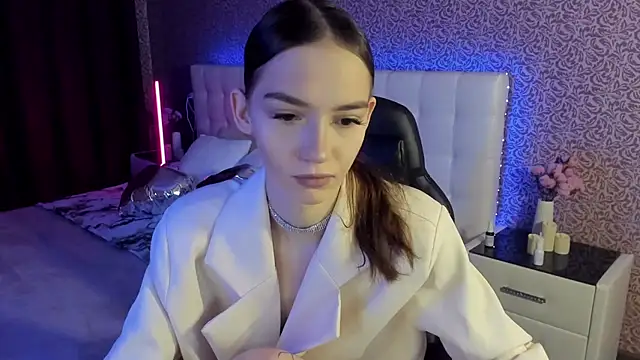 Snapshot of SophieCatty chatting on February 2025 06:36:02 AM SophieCatty online show from February 2025 06:36:02 AM