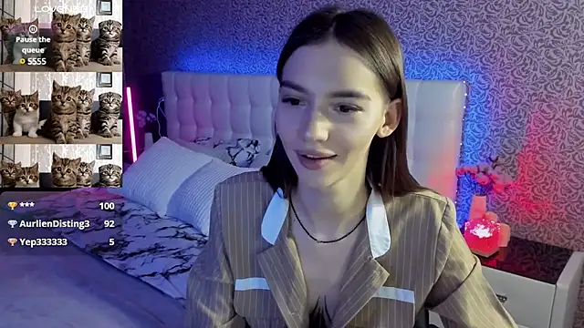 Snapshot of SophieCatty chatting on March 2025 11:29:02 AM SophieCatty online show from March 2025 11:29:02 AM