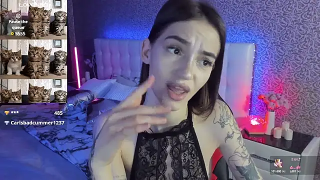 Snapshot of SophieCatty chatting on March 2025 11:56:01 AM SophieCatty online show from March 2025 11:56:01 AM