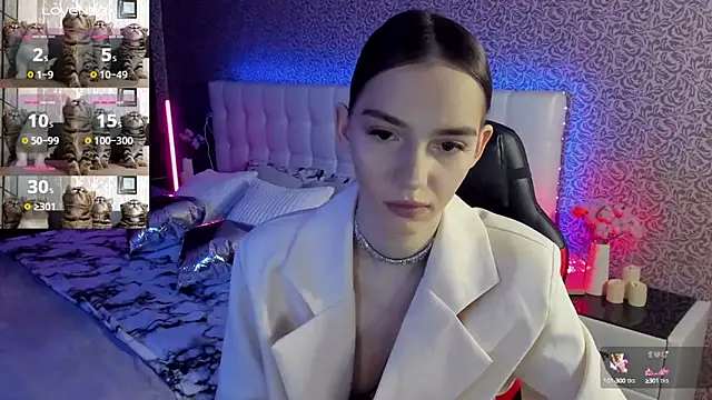 Snapshot of SophieCatty chatting on March 2025 07:15:01 AM SophieCatty online show from March 2025 07:15:01 AM