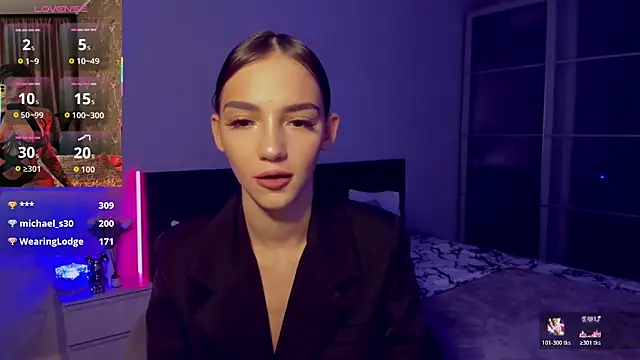 Snapshot of SophieCatty chatting on October 2025 12:44:01 AM SophieCatty online show from October 2025 12:44:01 AM