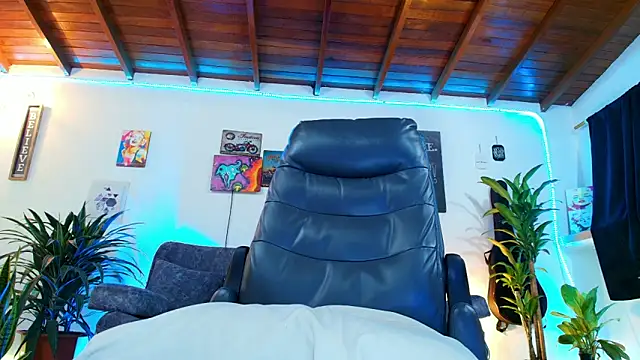 RyanCarter  online show from September 2025 03:50:02 PM