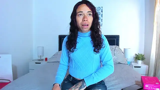 ZulyMichels online show from September 2025 12:31:02 PM